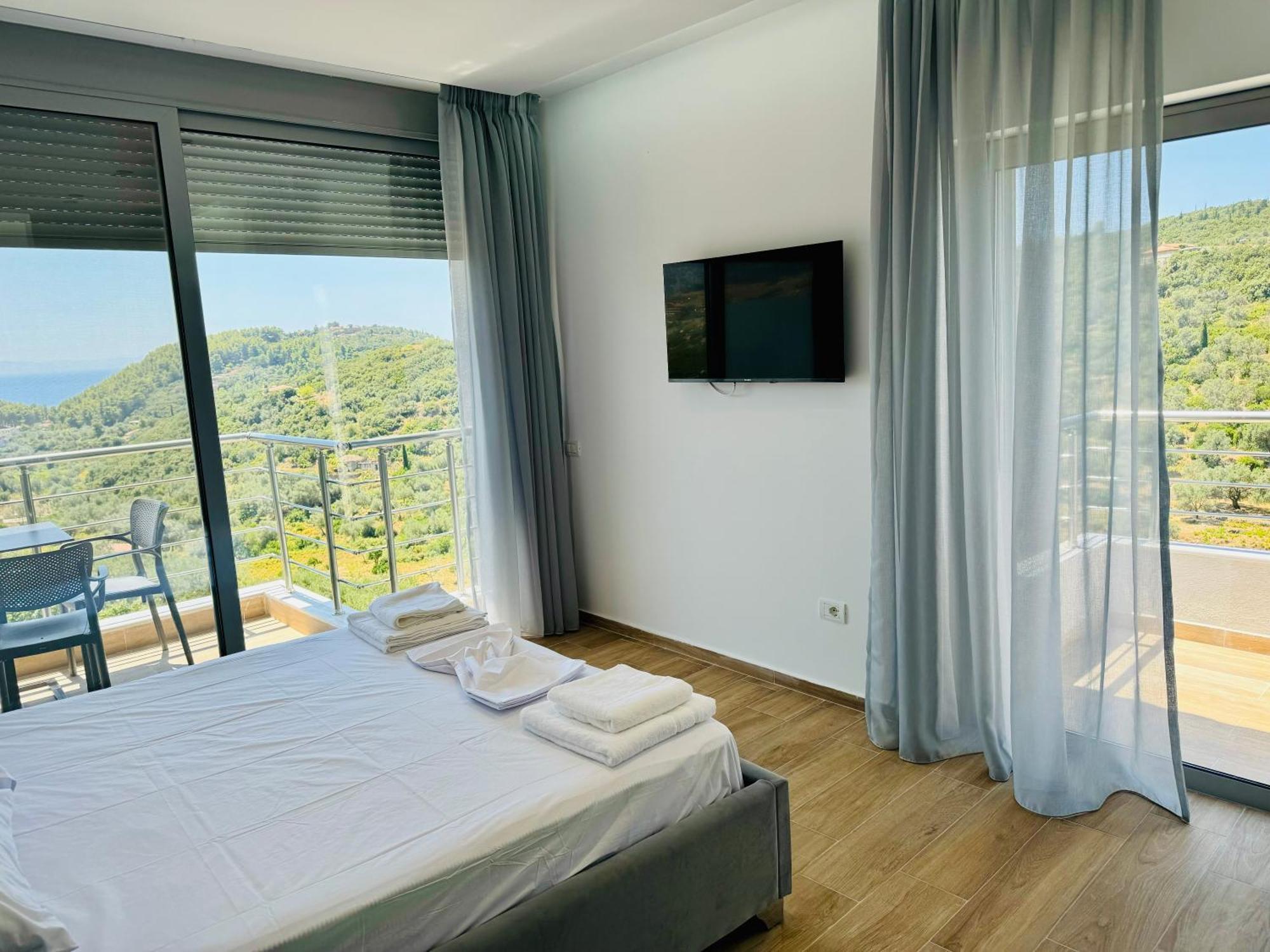 Petros Rooms ฮีมาเรอ ภายนอก รูปภาพ